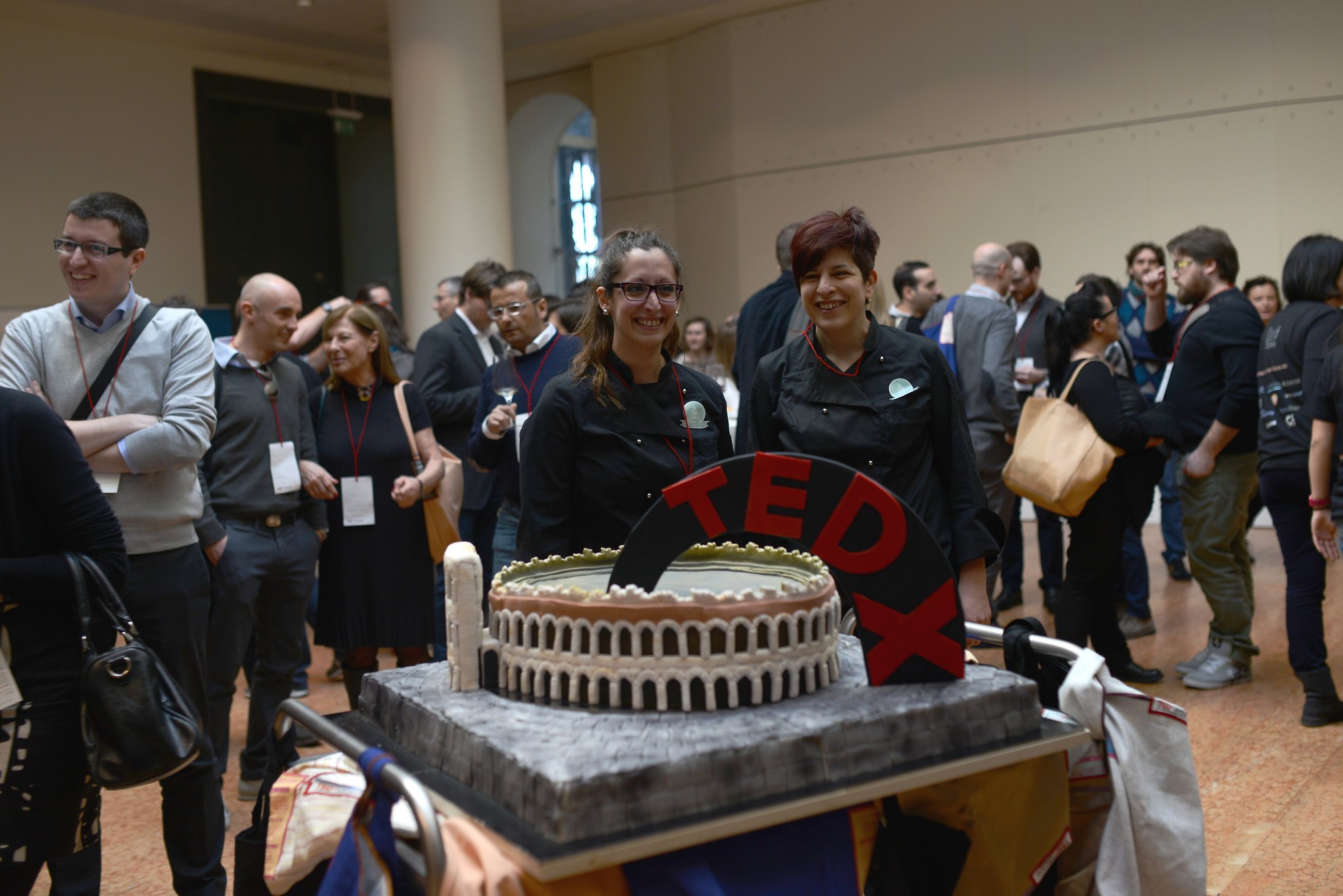 TEDx Arena di Verona cake with chefs